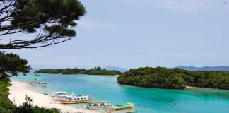 Jepang Juga Punya Pulau Eksotis ala Tropis