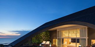 Resor Baru di Canggu Bali Ini Tawarkan Pengalaman Serunya Berselancar