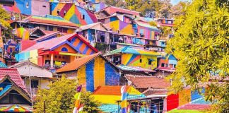 Kemilau Kampung Pelangi yang Jadi Pusat Perhatian Dunia