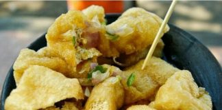 Nikmatnya! Goyang Lidah Tahu Gejrot Cirebon