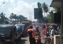 Berkah Lebaran, Ribuan Wisatawan Berlibur ke Pantai Pangandaran